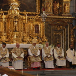 Bischof Oster feiert das Pontifikalamt