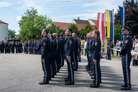 Ausmusterung und Angelobung Polizei 2025 / Stift Göttweig, Pater Pius Nemes Ausmusterung und Angelobung Polizei 2025