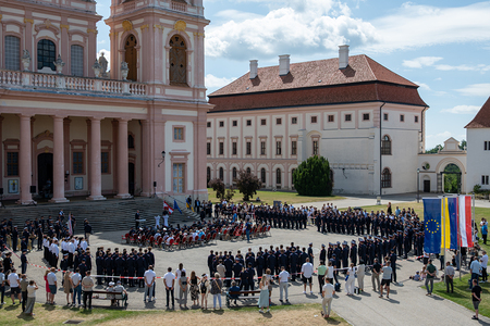 Ausmusterung und Angelobung Polizei 2025 / Stift Göttweig, Pater Pius Nemes Ausmusterung und Angelobung Polizei 2025