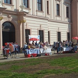 Kinderbastel-Station und JugendmachtFlohmarkt 2017 im Göttweiger Stiftshof